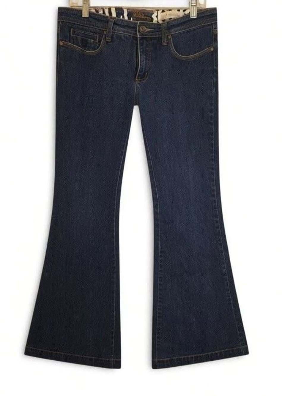 Billabong Fitted Flare Jeans Dark Wash Size 11